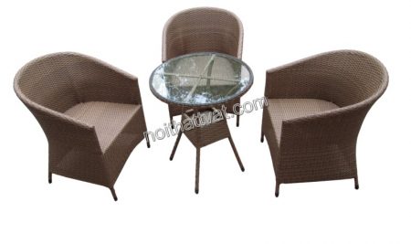 Phủ thêm sắc cho ban công với bàn ghế nhựa giả mây ngoài trời