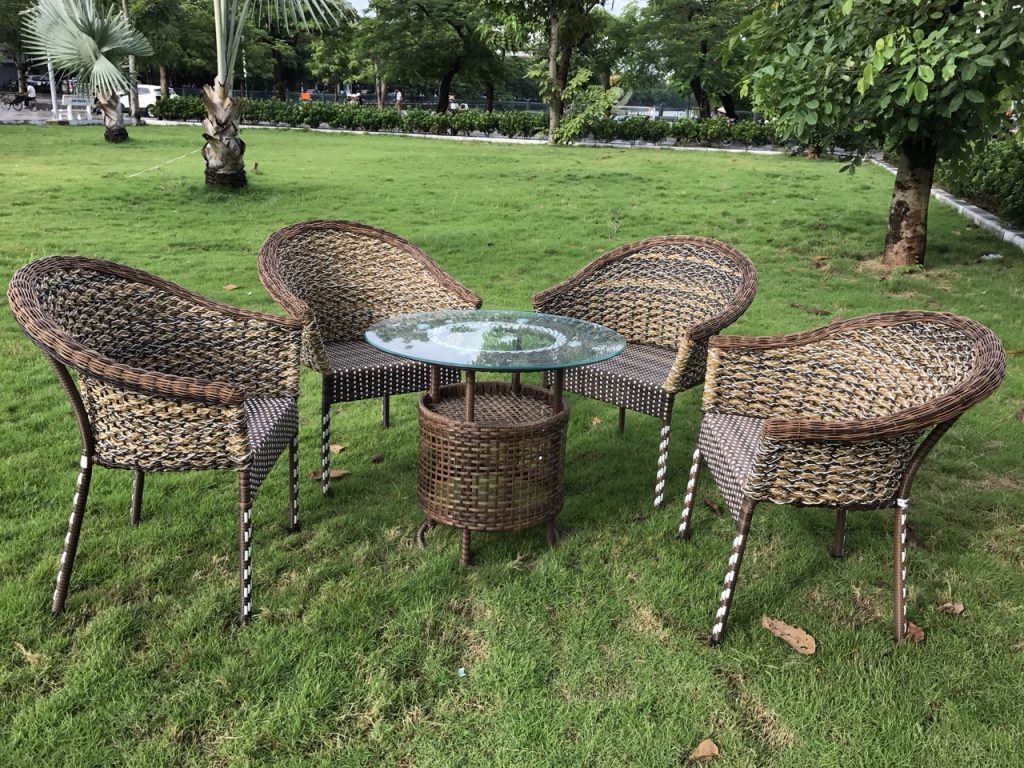 Những tiêu chí cơ bản khi lựa chọn bàn ghế sân vườn